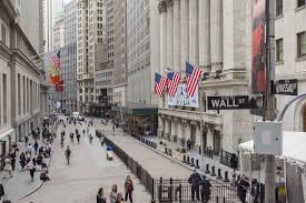 Μεγάλη πτώση των βασικών δεικτών στη Wall Street στο κλείσιμο της συνεδρίασης – Βουτιά 2,93% για τον Nasdaq