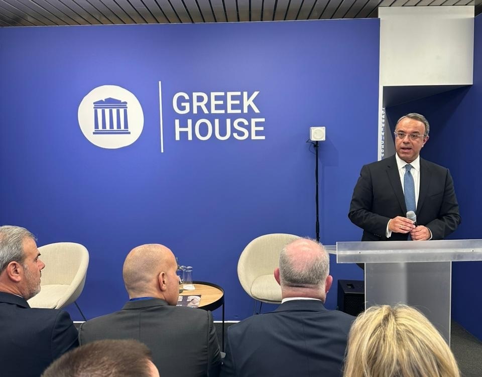 Γιατί εισέπραξε θετικά σχόλια από διεθνείς επενδυτές ο κ. Σταϊκούρας;