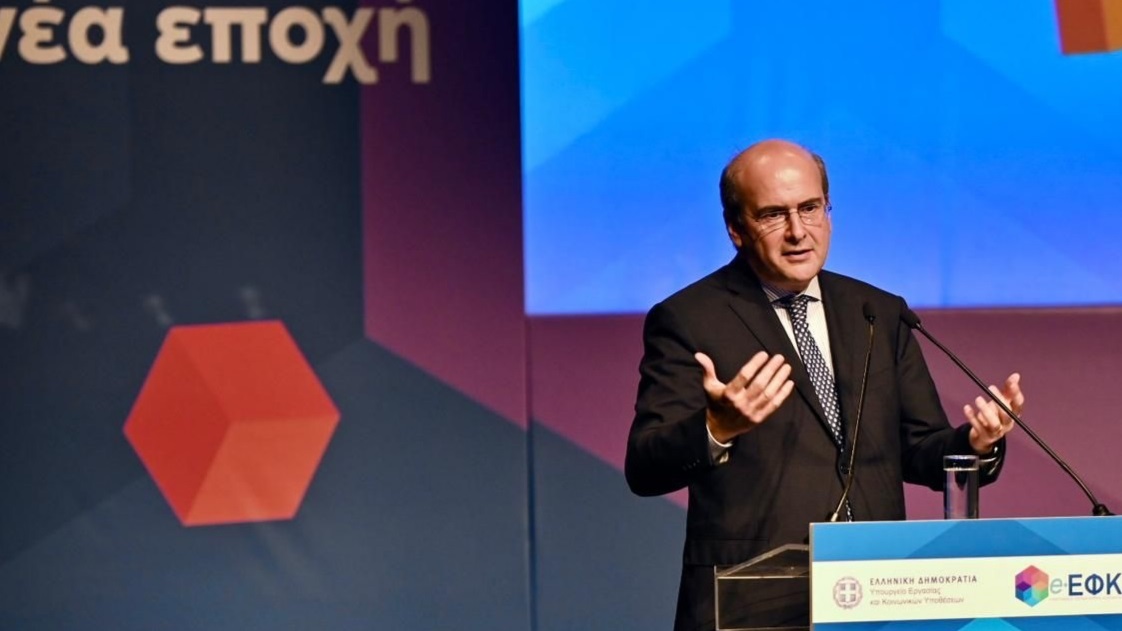 Πως πέτυχε το υπουργείο εργασίας την έκδοση 570.000 εκκρεμών κύριων συντάξεων, μέσα σε 27 μήνες;