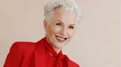 Musk Santorini 2 16 04 23