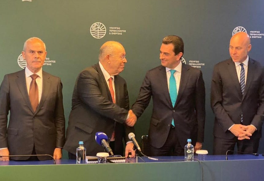 ΥΠΕΝ: Παράδοση Κ. Σκρέκας,Π. Κάπρος, Ν. Ταγαράς, Γ. Αμυράς