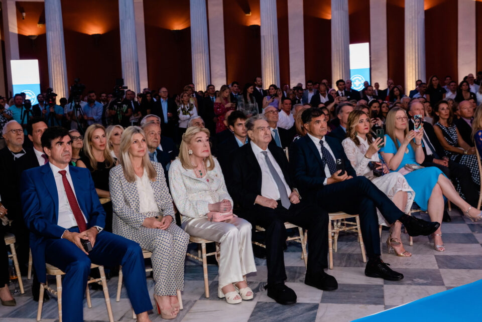 Βραβεύτηκε η επιχειρηματικότητα και η κοινωνική συνεισφορά του Βαρδή Ι. Βραδινογιάννη