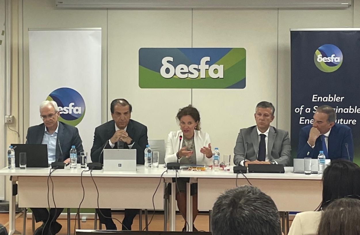 Για ποιό λόγο, αυξήθηκαν τα τέλη μεταφοράς στους λογαριασμούς του φυσικού αερίου;