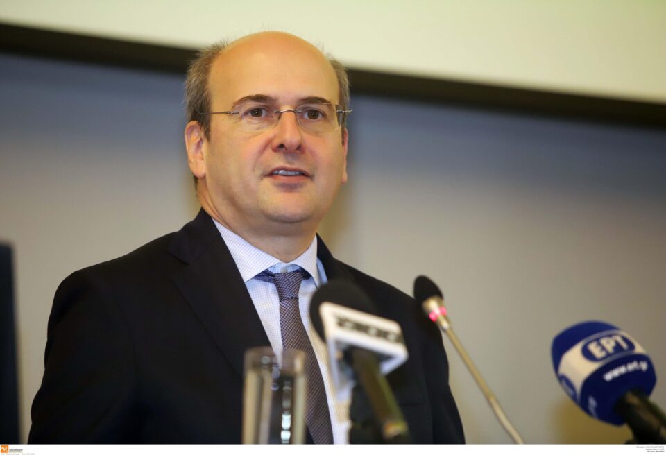 Πώς καθίσταται επιτακτική η παράταση των μέτρων, κατά των ανατιμήσεων σε τρόφιμα -ενέργεια;