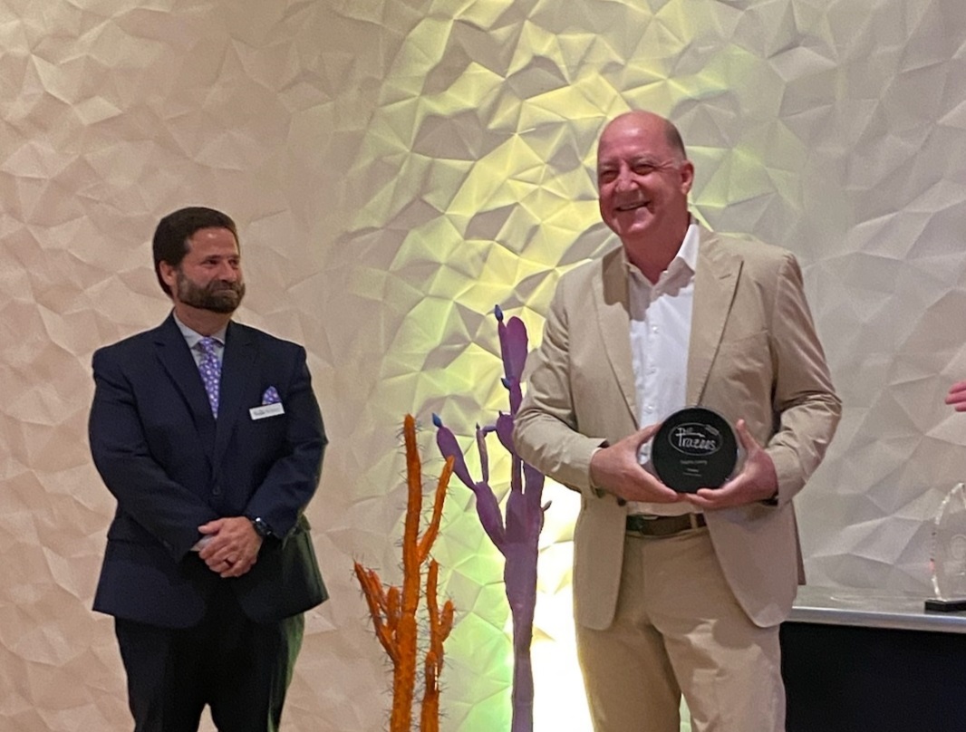 EOT: Aγαπημένος τουριστικός προορισμός η Ελλάδα για τους Αμερικανούς millennials