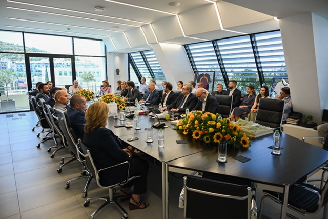 Πώς επετεύχθη η επανεκκίνηση της κατασκευής από το ΙΣΝ των τριών νέων δημόσιων νοσοκομείων