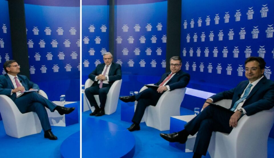 Πώς η αναμενόμενη ανάκτηση της επενδυτικής βαθμίδας, θα προλάβει την αποεπένδυση του ΤΧΣ