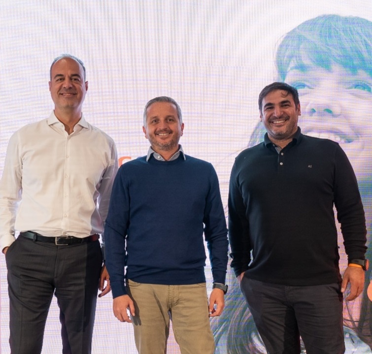 Public& MediaMarkt: Συνδημιουργία των 13 μεγάλων concept stores “Public + home”