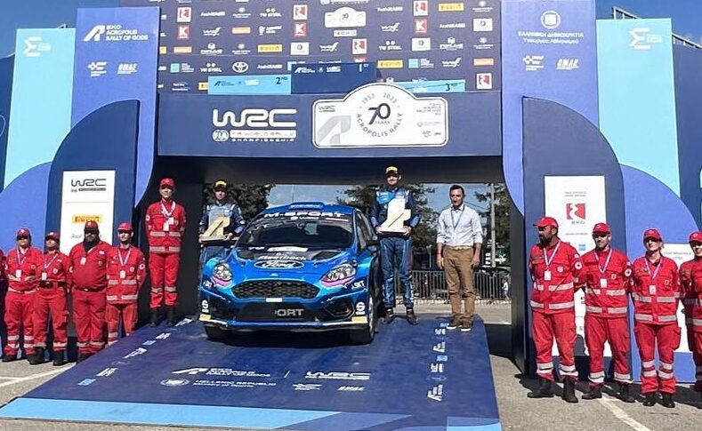 EKO Ράλλυ Ακρόπολις: Εύσημα σε εθελοντές, Ερυθρό Σταυρό, κριτές