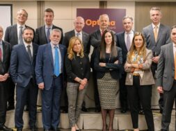 Optima bank Kanellopoulos Papageorgopoulos Gioucha Oikonomou Mouzas Sapranidis Kyparisis Lymperi Taniskidis Kontogianni Parnis Petsinari Vlagoulis Vatousis Georgakopoulos 02 04 23