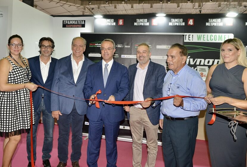 Χ. Σταϊκούρας: Στόχος, η στήριξη των πολιτών, για την ηλεκτροκίνηση