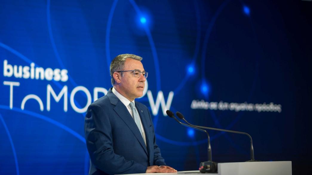 Με την είσοδο της UniCredit και 293,5 εκατ. ευρώ, καθίσταται και πάλι ιδιωτική η Alpha Bank