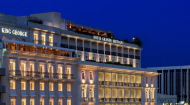 lux3929ex-245904-hotel-grande-bretagne-king-george-exterior-1-1-800×500