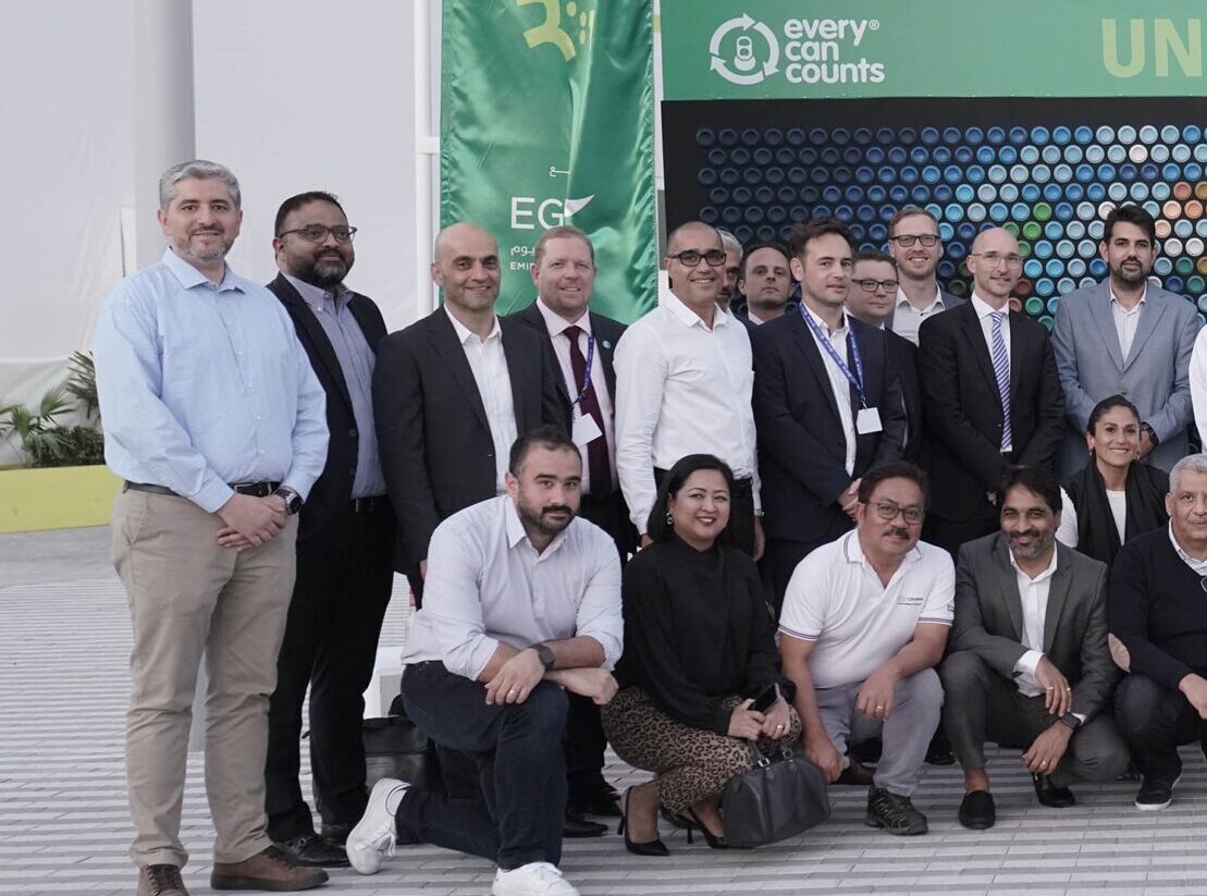 Margarita Salas: Το νέο καταμαράν, με αλουμίνιο της Elval