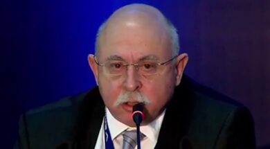 Mytilineos Mpenroumpi Dinos 04 07 21