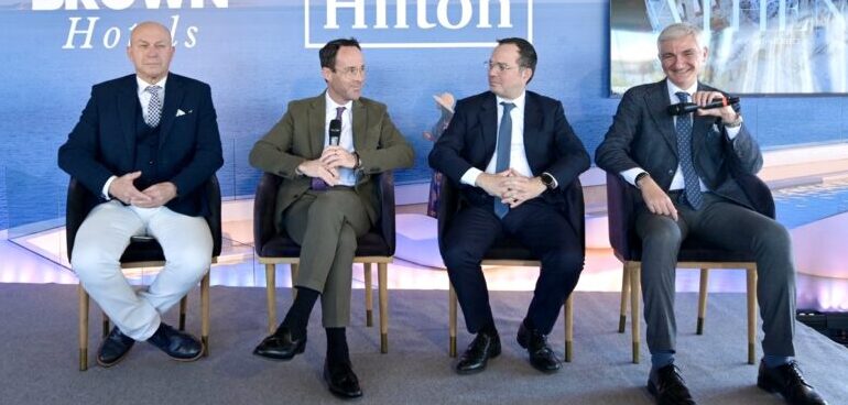 Brown Hotels-Hilton: Στρατηγική συνεργασία , εγκαινιάζοντας τη συμφωνία, ανάμεσα στις δύο αλυσίδες