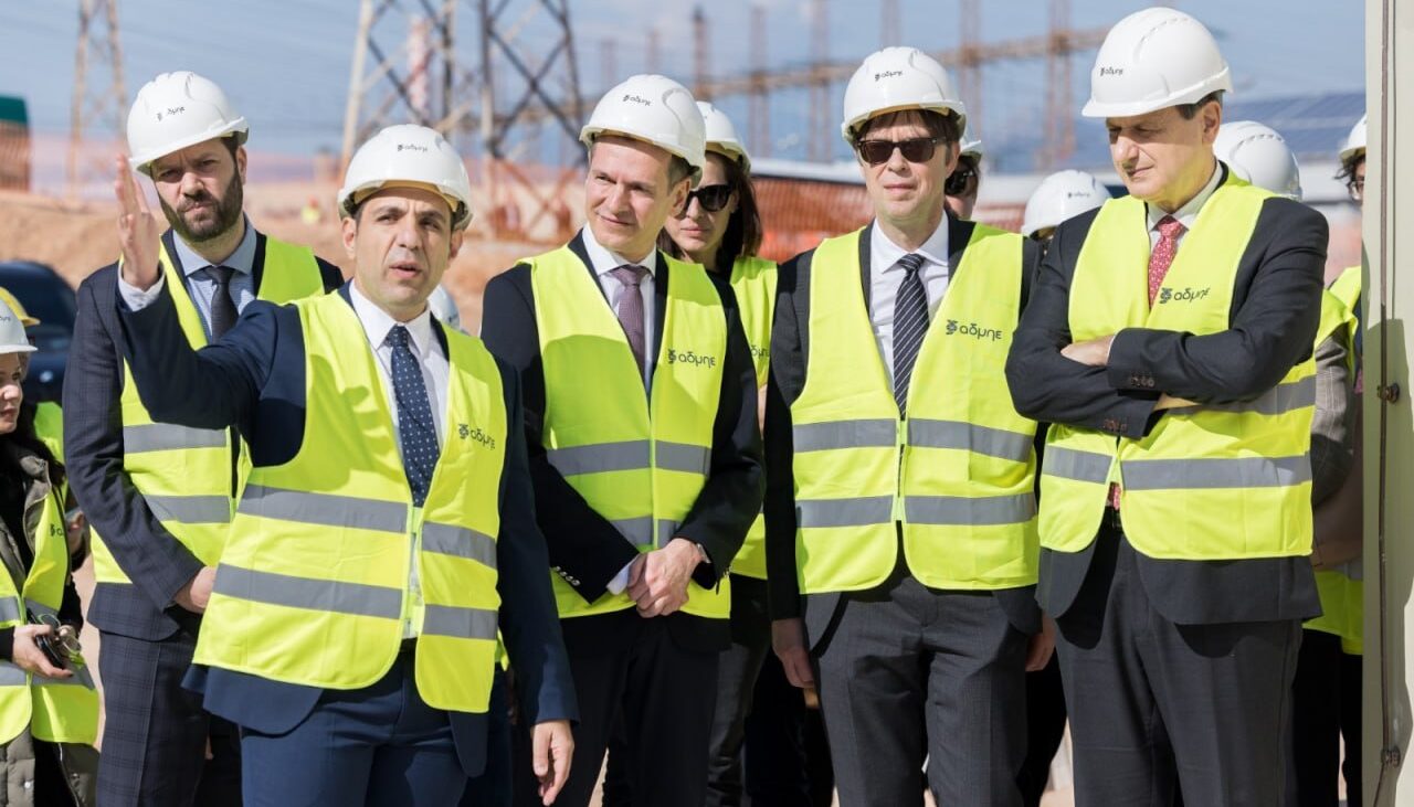 ΑΔΜΗΕ: Επιθεώρηση από Σκυλακάκη στο ΚΥΤ Κουμουνδούρου