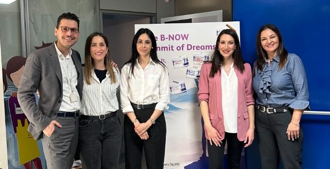 Bristol Myers Squibb: Υποδέχθηκε την πρώτη Ελληνίδα ορειβάτισσα, τη Χριστίνα Φλαμπούρη