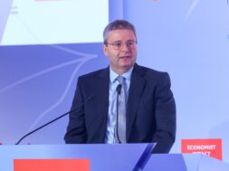 NOVAL PROPERTY Kapetanakos Economy 26 11 23