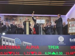 XA Pireos 1 17 03 24