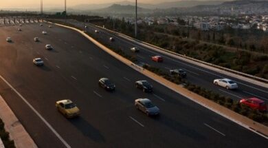 Attiki Odos market-min 28 04 24