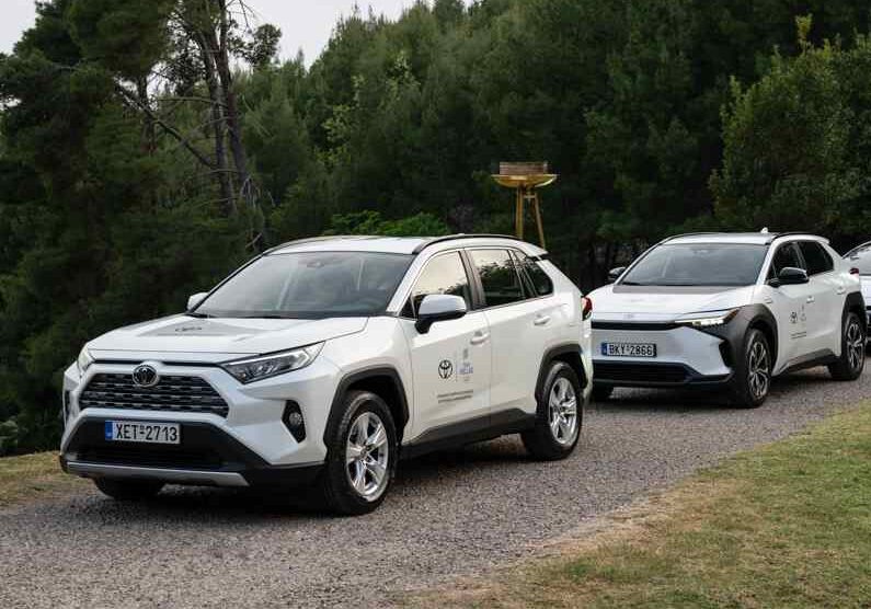Toyota bZ4X: Στην πιο απαιτητική διαδρομή για την Λαμπαδηδρομία