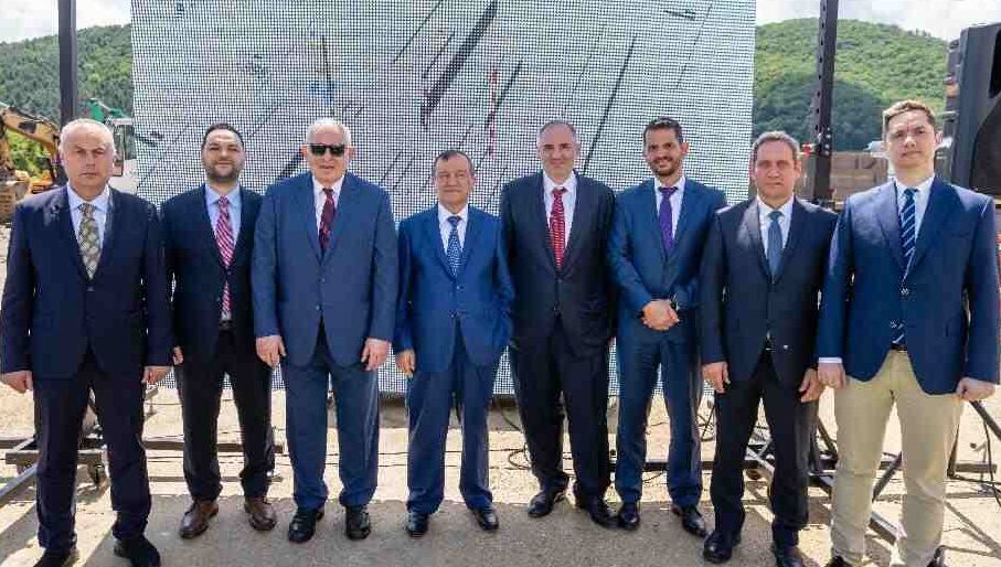 AVAX: Κατασκευάζει ένα από τα μεγαλύτερα ενεργειακά σε Ρουμανία