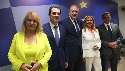 Τάκης Θεοδωρικάκος:  Σκληρή δουλειά στο πλευρό της κοινωνίας