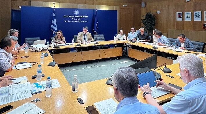 Β. Οικονόμου: Ανάγκη για βελτίωση των μεταφορών του Πειραιά
