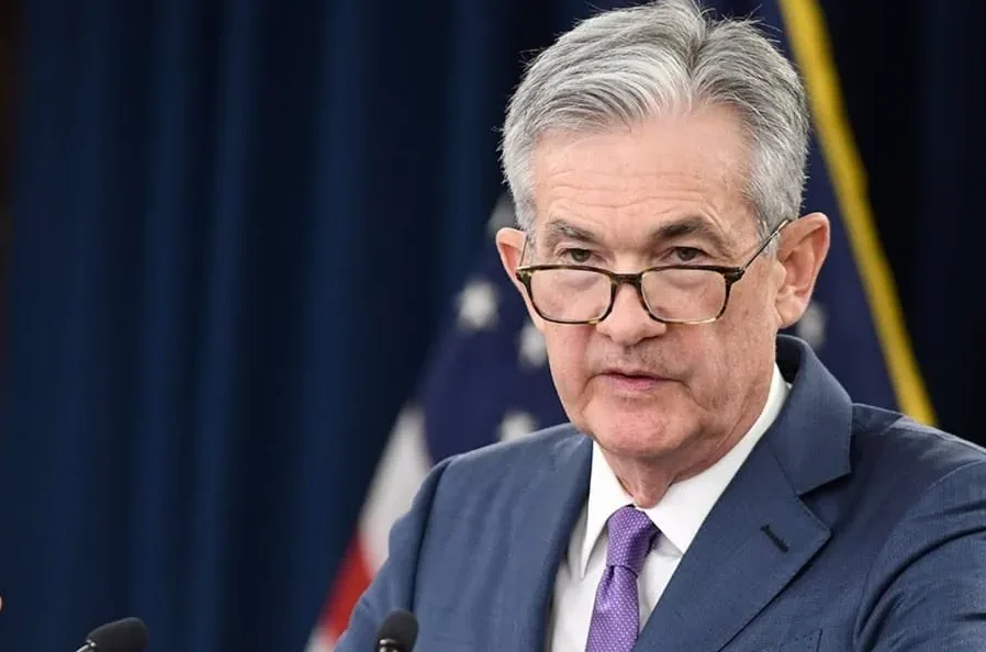 Μετά τις δηλώσεις Powell, τα ομόλογα υποχώρησαν και η Wall Street πήρε ανοδική ώθηση