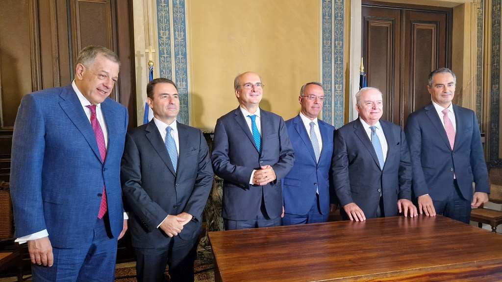 Περαιτέρω επενδύσεις, με τη νέα σύμβαση παραχώρησης της Αττικής Οδού, μείωση διοδίων σε 2,50 ευρώ