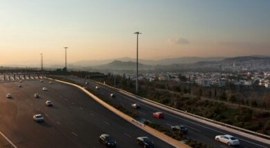 Attiki Odos market-min 28 04 24