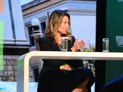 Kefaleagora Lazarakou Pefanis CNN 27 10 24