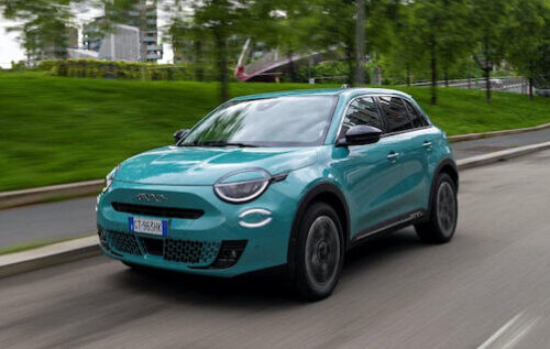 FIAT 600: Νέο δυναμικό Hybrid 136 HP, διαθέσιμο με €25.500