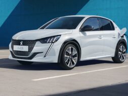 PEUGEOT_E208 16 10 22