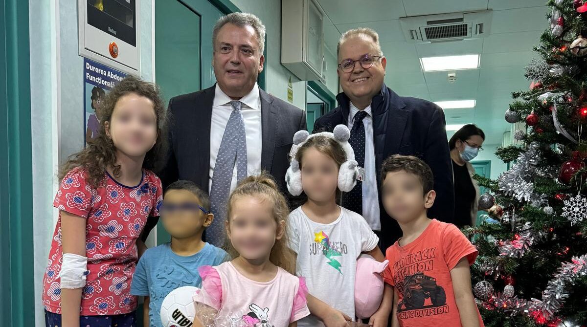 AKTOR Ρουμανίας: Δώρα για 300 παιδιά που νοσηλεύονται σε νοσοκομεία του Βουκουρεστίου