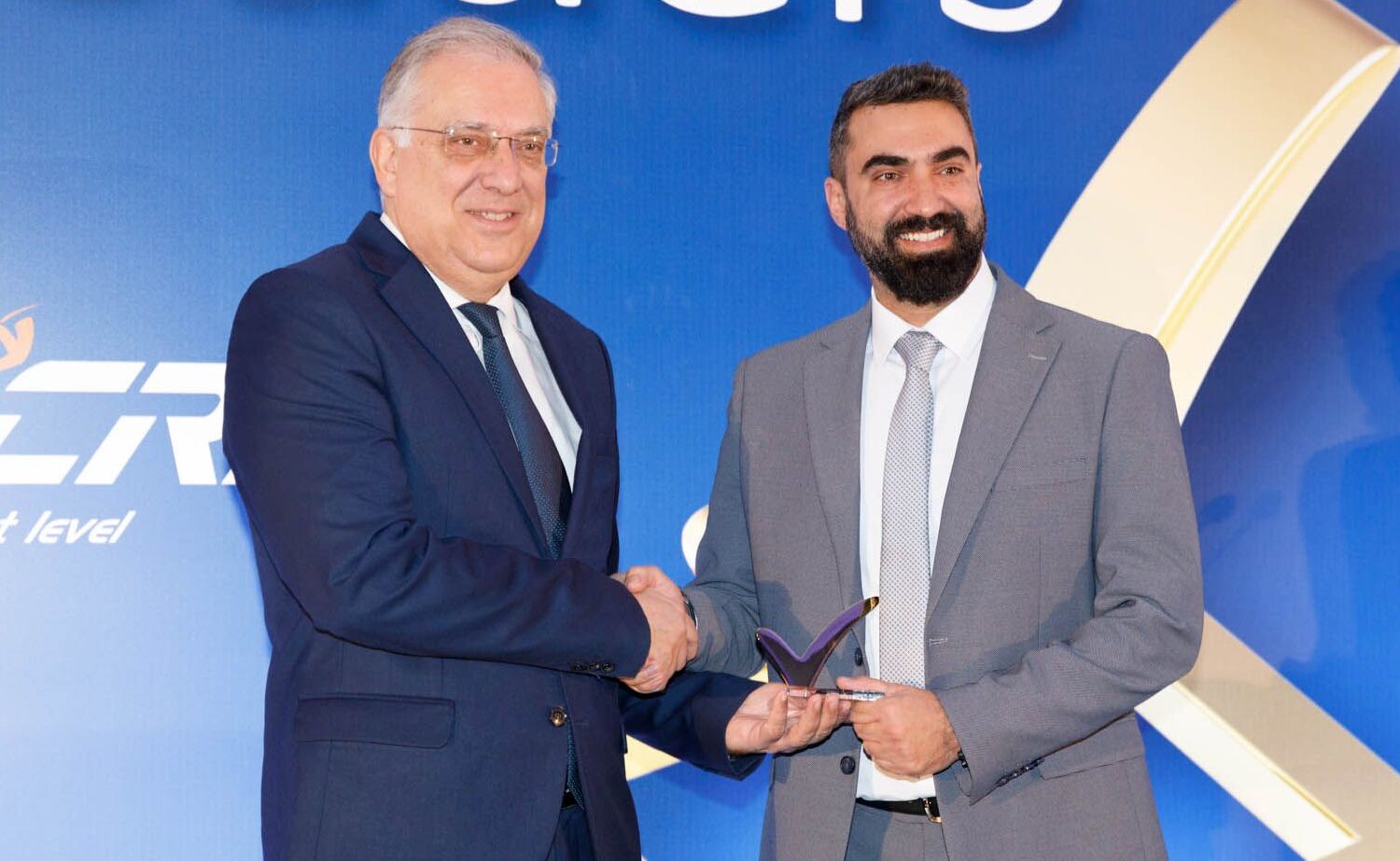 DBC diadikasia,Ομίλου Bright: Απέκτησε την διάκριση True Leader