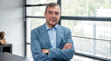 Ideal Papakonstantinou 08 08 24