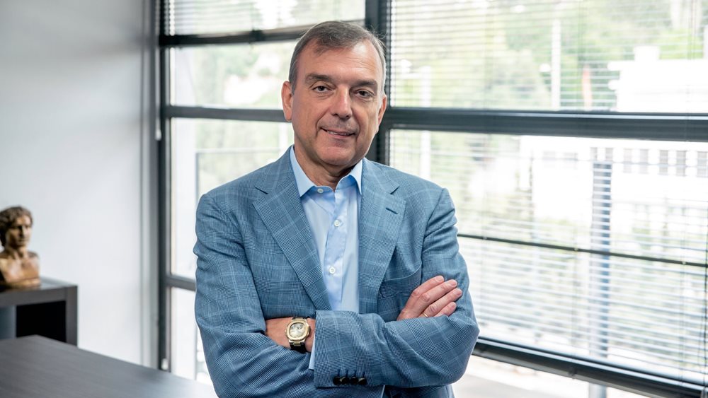 Στα €92,2 εκατ. τα κέρδη, άλμα 106% στα έσοδα της IDEAL Holdings και η σημασία της ΜΠΑΡΜΠΑ ΣΤΑΘΗΣ