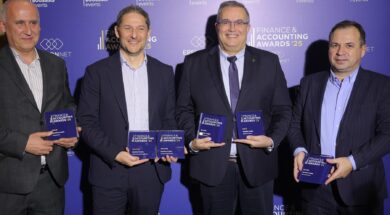 Mparmpa Stathis Vouzoukas FinAccAwards 09 03 25