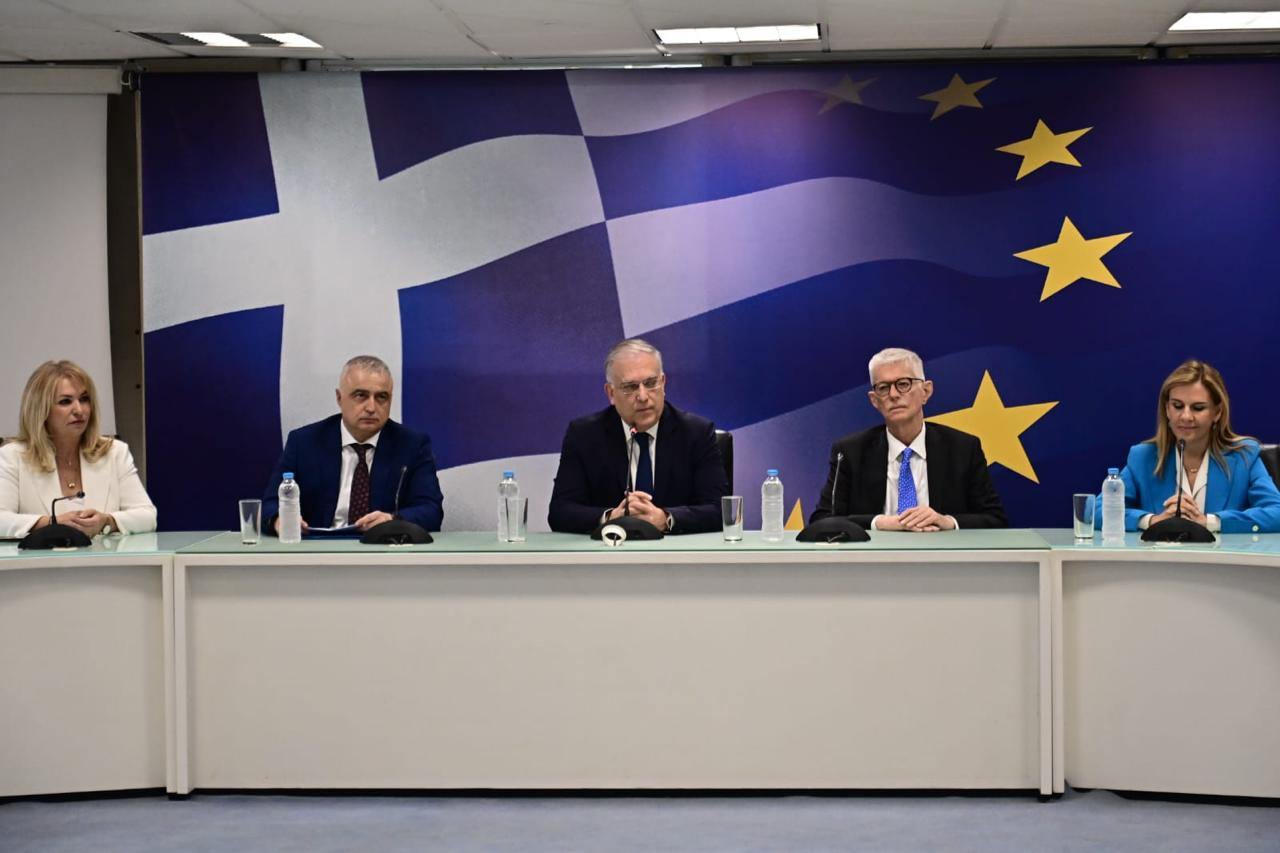 Τάκης Θεοδωρικάκος: Στόχος η ενίσχυση του εισοδήματος όλων