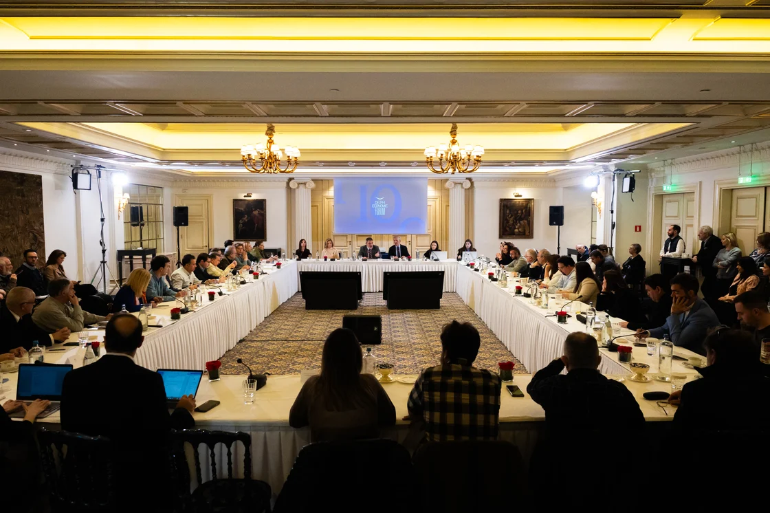 Οι γεωπολιτικές προκλήσεις που αντιμετωπίζει η ελληνική ναυτιλία, στο 10ο Οικονομικό Φόρουμ Δελφών