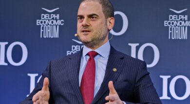 Delphi SARACAKIS (1) 20 04 25