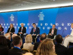 Delphi Stasinopoulos 13 04 25