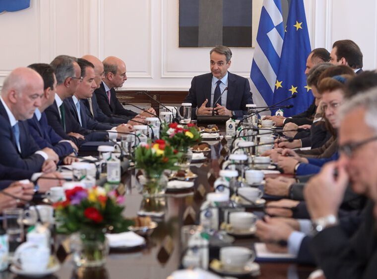 «Θα αλλάξουν όσα δεν άλλαξαν εδώ και δεκαετίες», είπε για το σιδηρόδρομο, ο κ. Μητσοτάκης