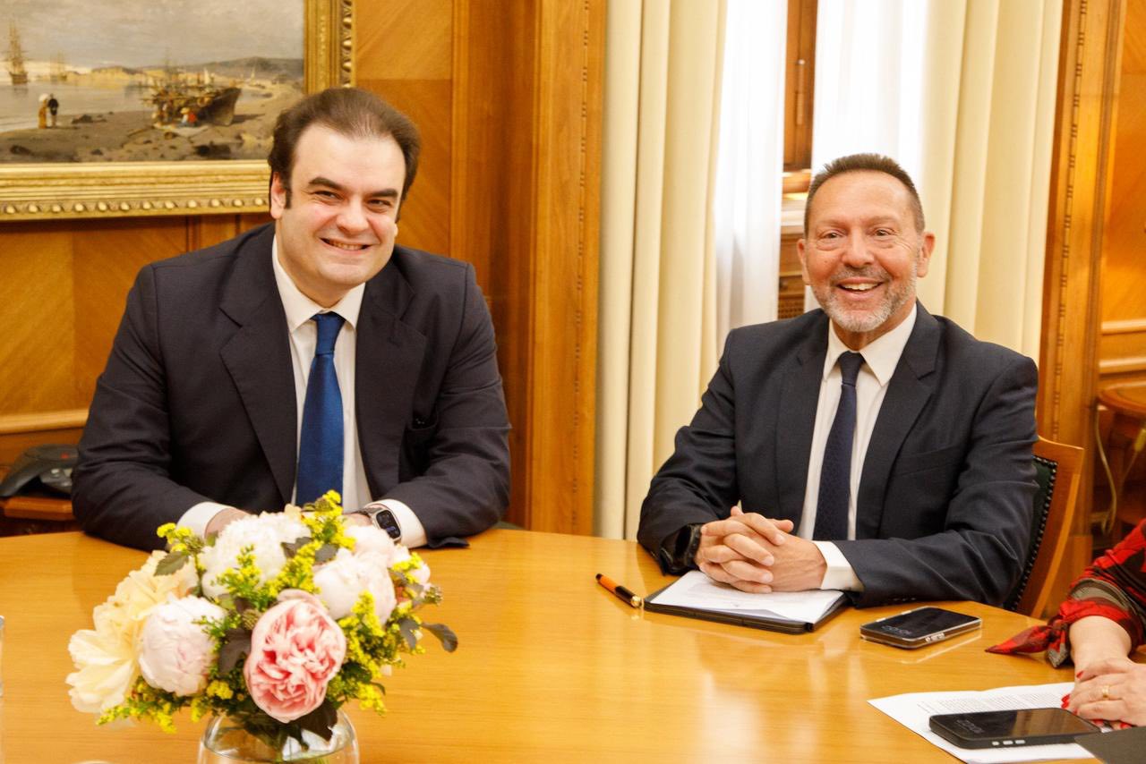 Κ. Πιερρακάκης: Με τον Γιάννη Στουρνάρα, για ελληνική Οικονομία