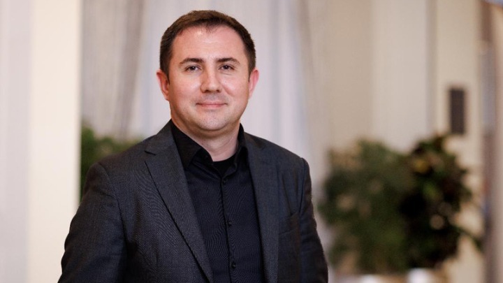 Adrian Trache: πώς η AI μεταμορφώνει το εμπόριο. Ποια μέτρα ασφάλειας εφαρμόζονται