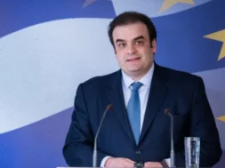 Almpoukerke Pierrakakis_epitropos 25 05 25