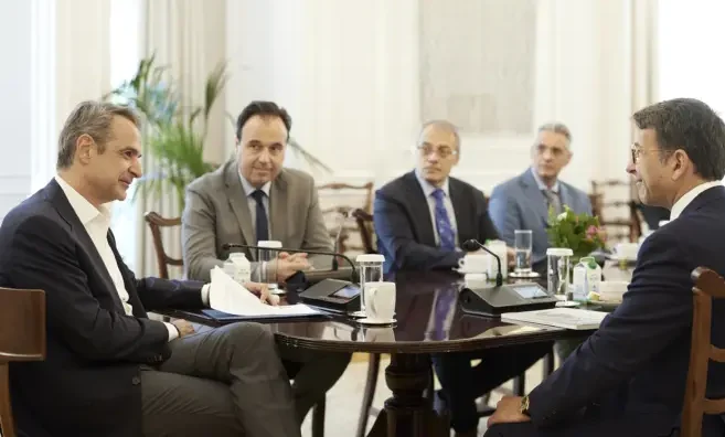 Επενδύσεις και κατασκευή 3 data centers της Microsoft, συνάντηση με την πρόεδρο του Yale