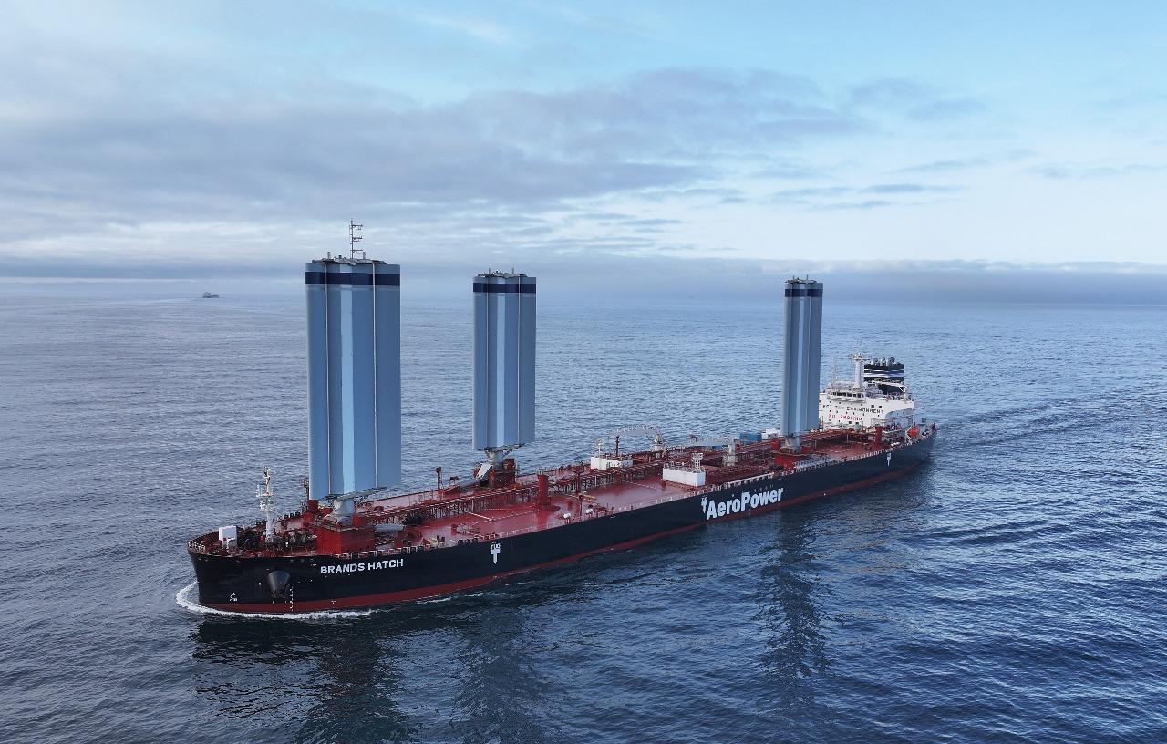 Πειραιώς: Στη νέα εποχή της βιώσιμης ναυτιλίας, με την αιολική ενέργεια